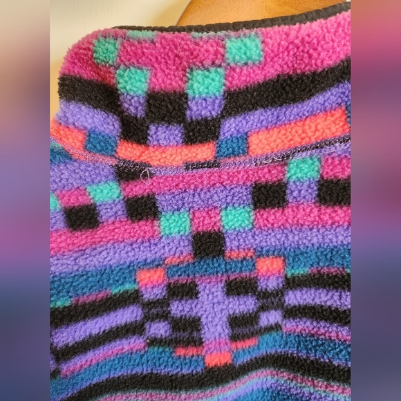 Colorful Patterned Pullover Sweater - Picture 8 of 8